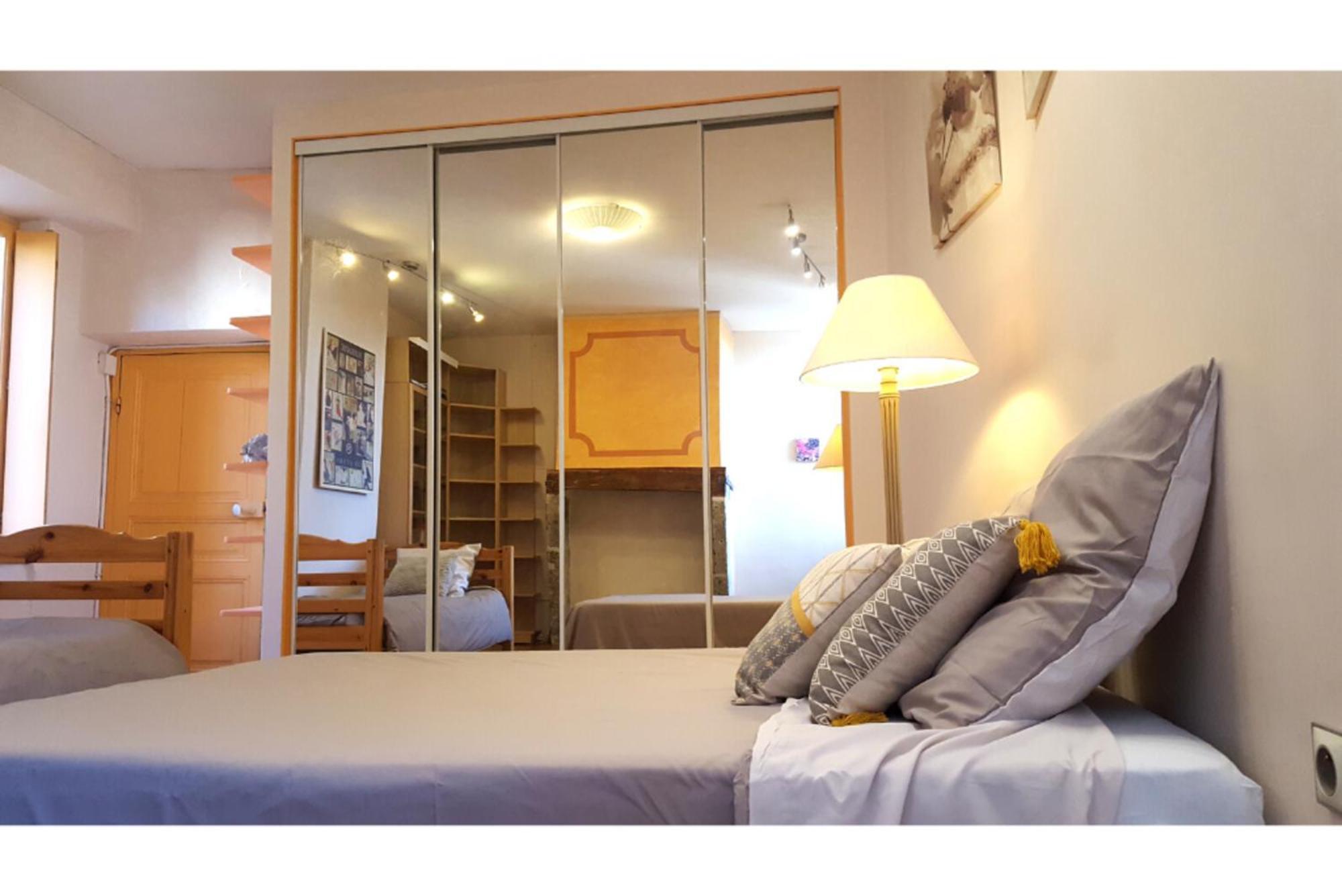 La Maison Bleue, Un Emplacement De Choix A רודז מראה חיצוני תמונה